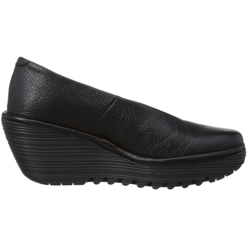 Fly London Yaz Leather Wedge in Black Mousse 9
